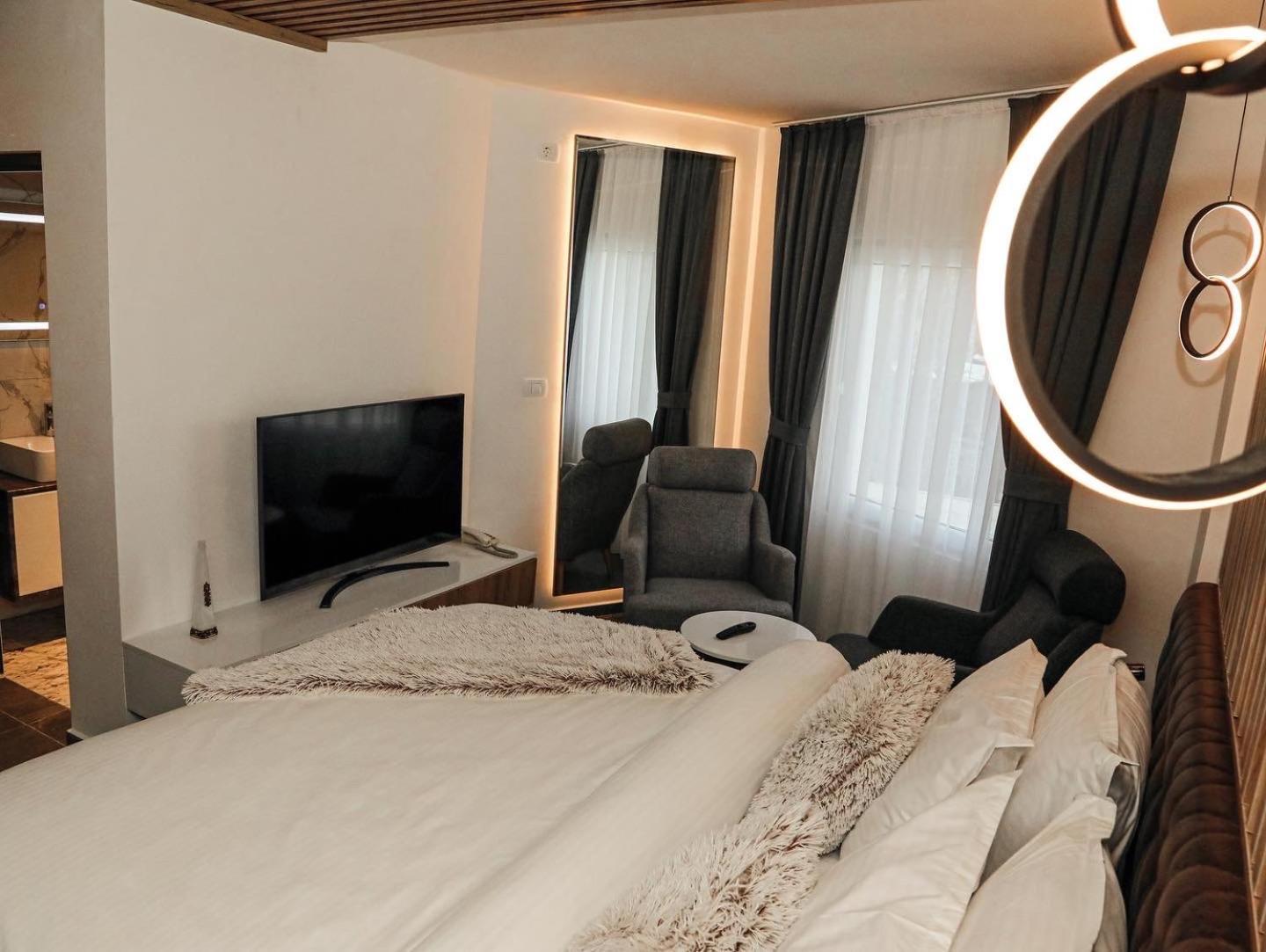Hotel Europa 92 Φεριζάι Εξωτερικό φωτογραφία