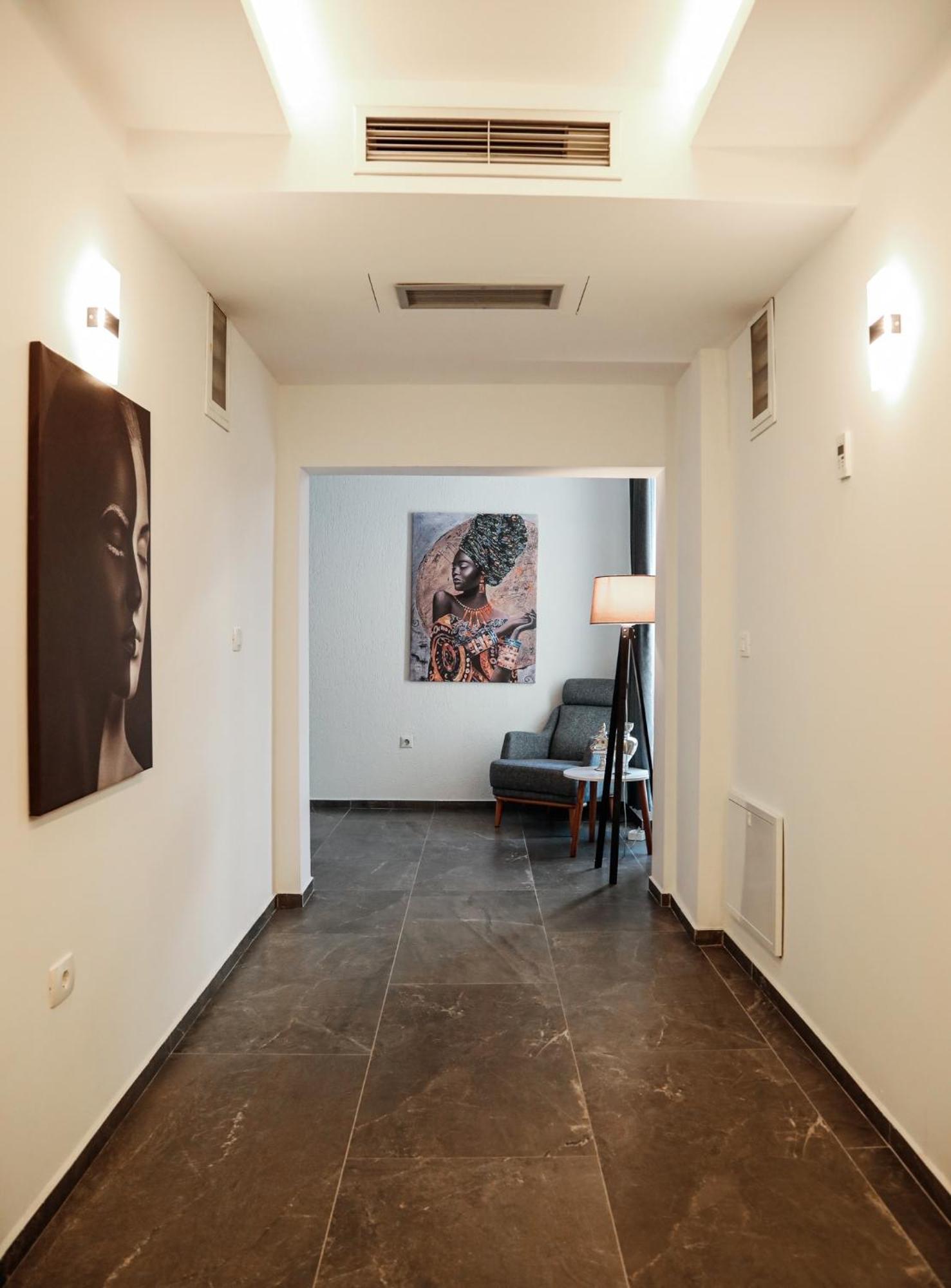 Hotel Europa 92 Φεριζάι Εξωτερικό φωτογραφία