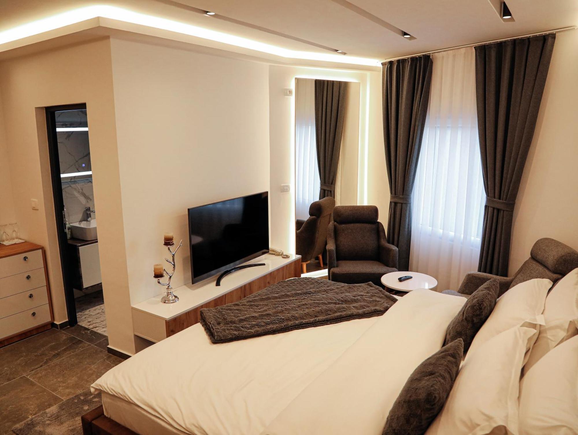 Hotel Europa 92 Φεριζάι Εξωτερικό φωτογραφία